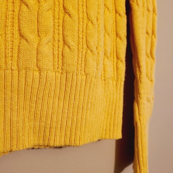 St. John's Bay | Women's Gold or Yellow Cableknit Sweater (Size Large) - Picture 10 of 11